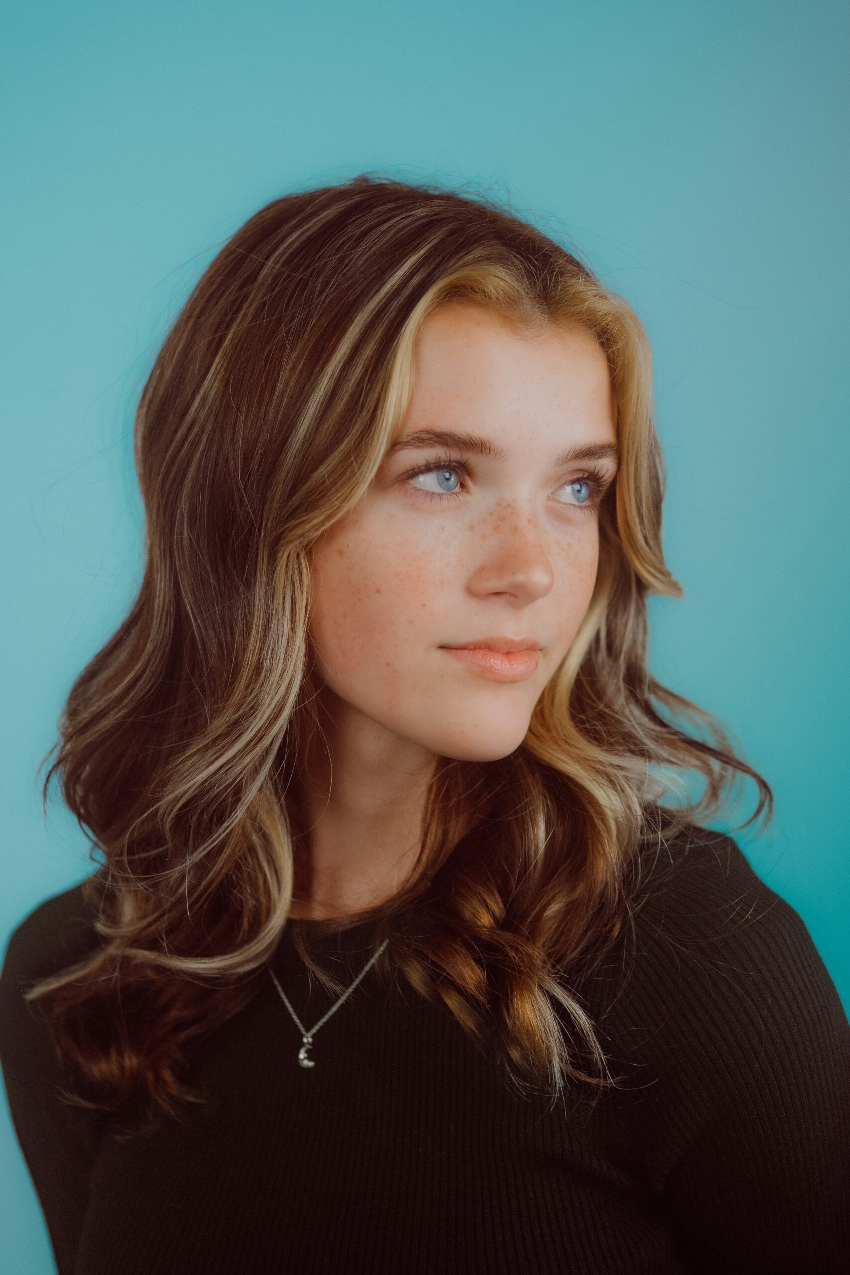 a featured image for a blog post about how to naturally look pretty